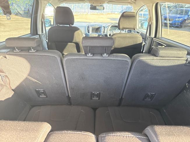 FORD S-Max Photo 24