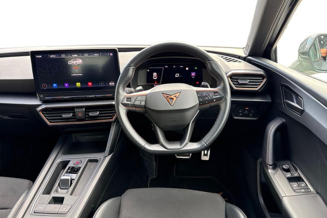 CUPRA Leon Photo 11