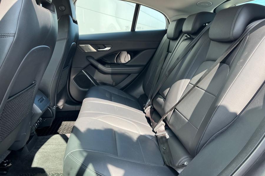 Jaguar I-PACE Photo autoimg-a7581611e7e4c5d5100e9a3b7bbe68c332299f2d.jpg