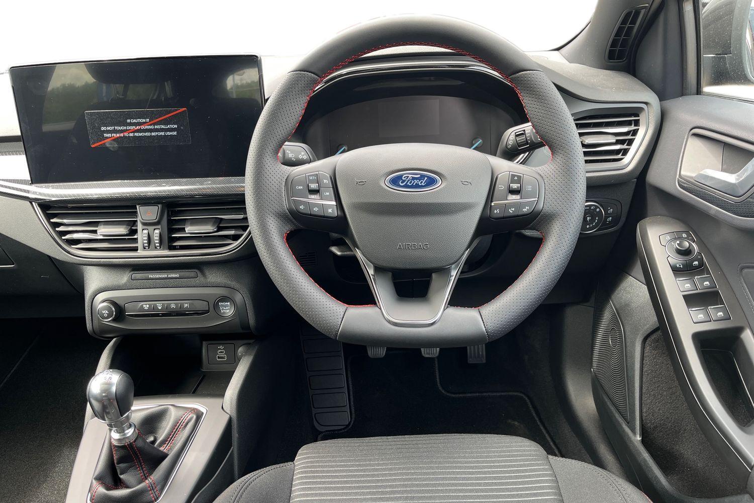 Ford FOCUS Photo 10