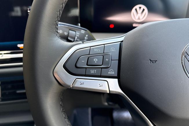 VOLKSWAGEN Tayron Photo 16
