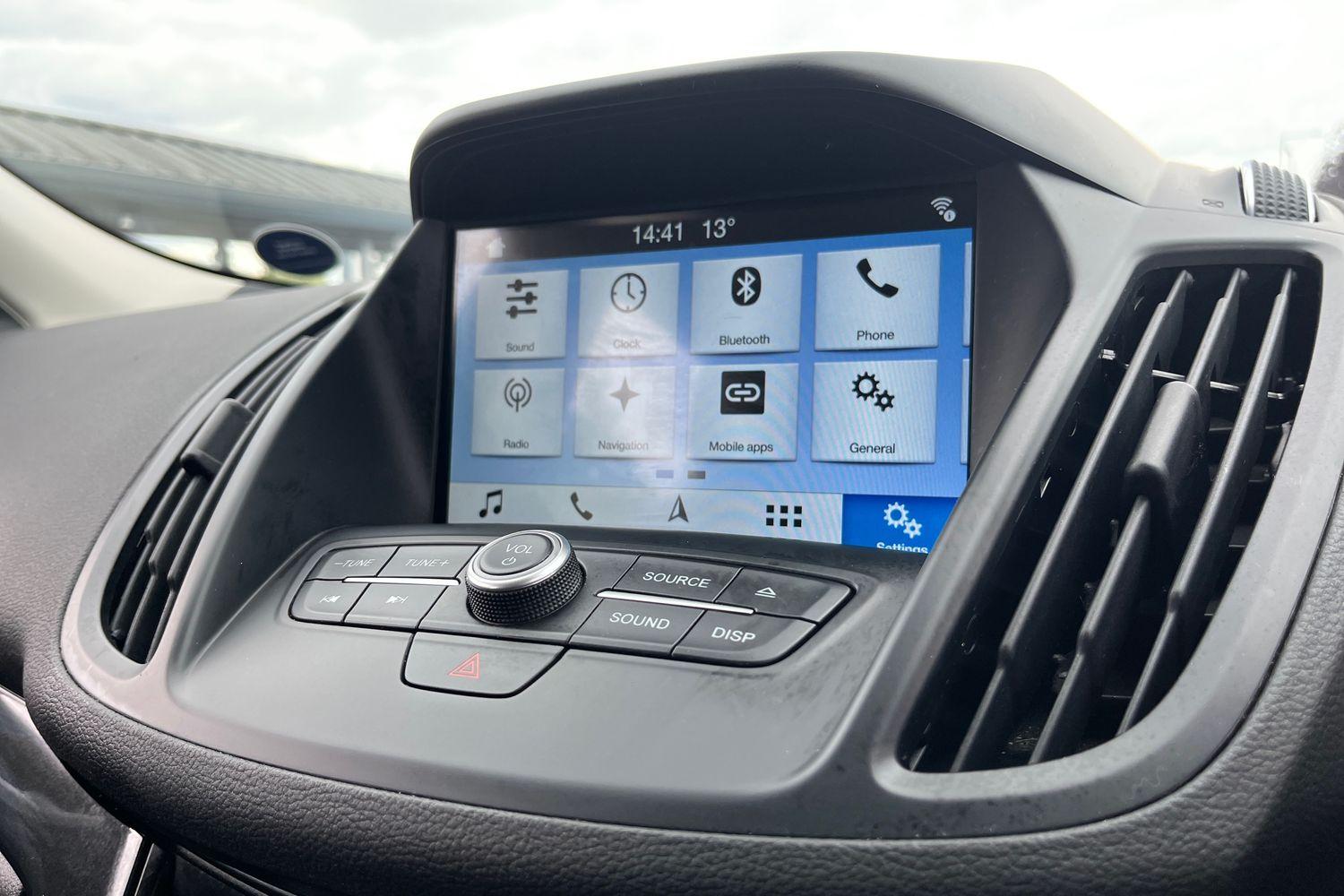 Ford KUGA Photo 29