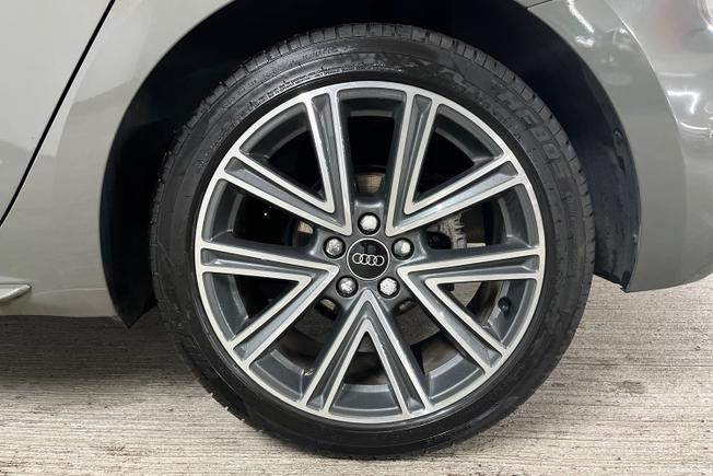 AUDI A1 Photo 5