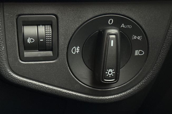 VOLKSWAGEN Polo Photo 24