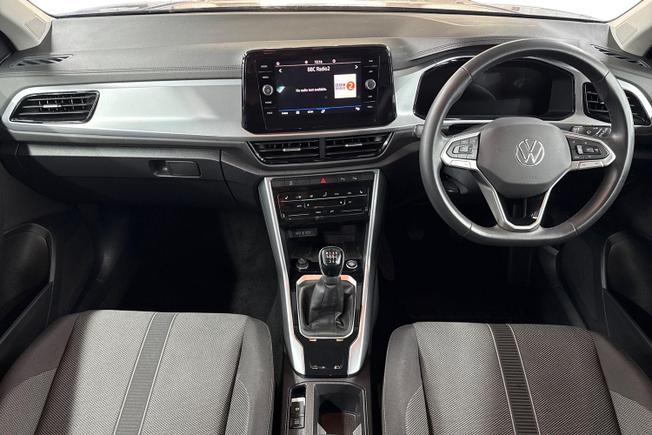 Volkswagen T-Roc Photo 10