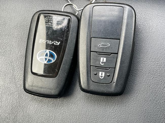 TOYOTA Rav4 Photo 53
