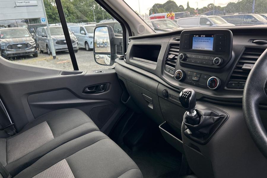 Ford TRANSIT LUTON Photo autoimg-a7642c0a48bfd0250817922aa361d4e58ee61af9.jpg