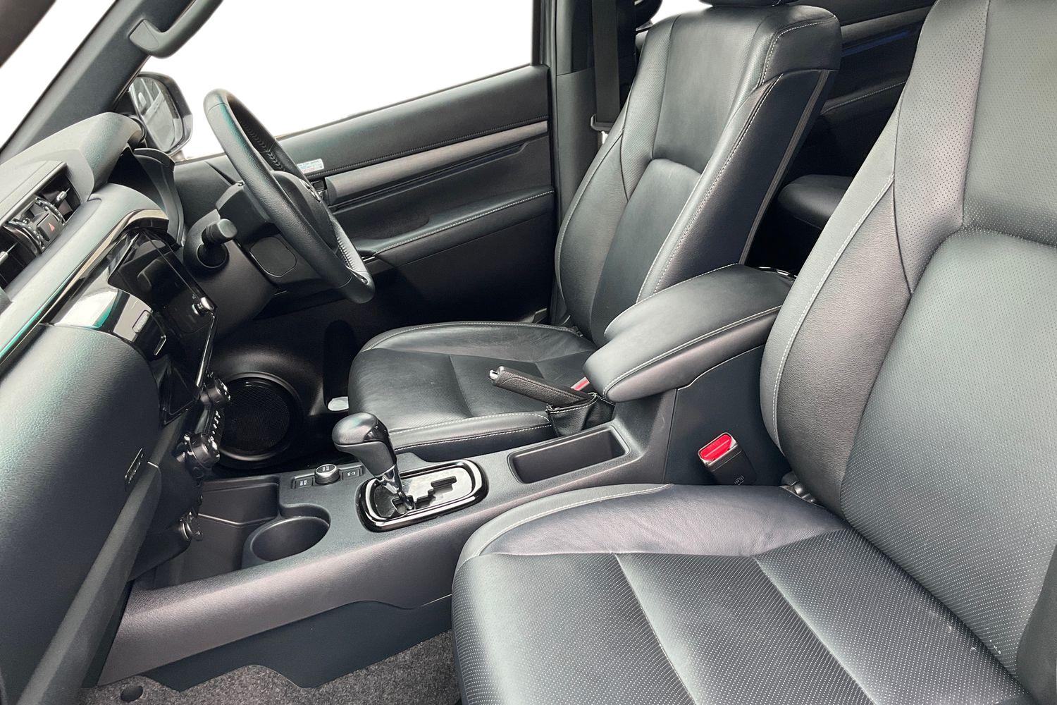 Toyota Hilux Photo 9