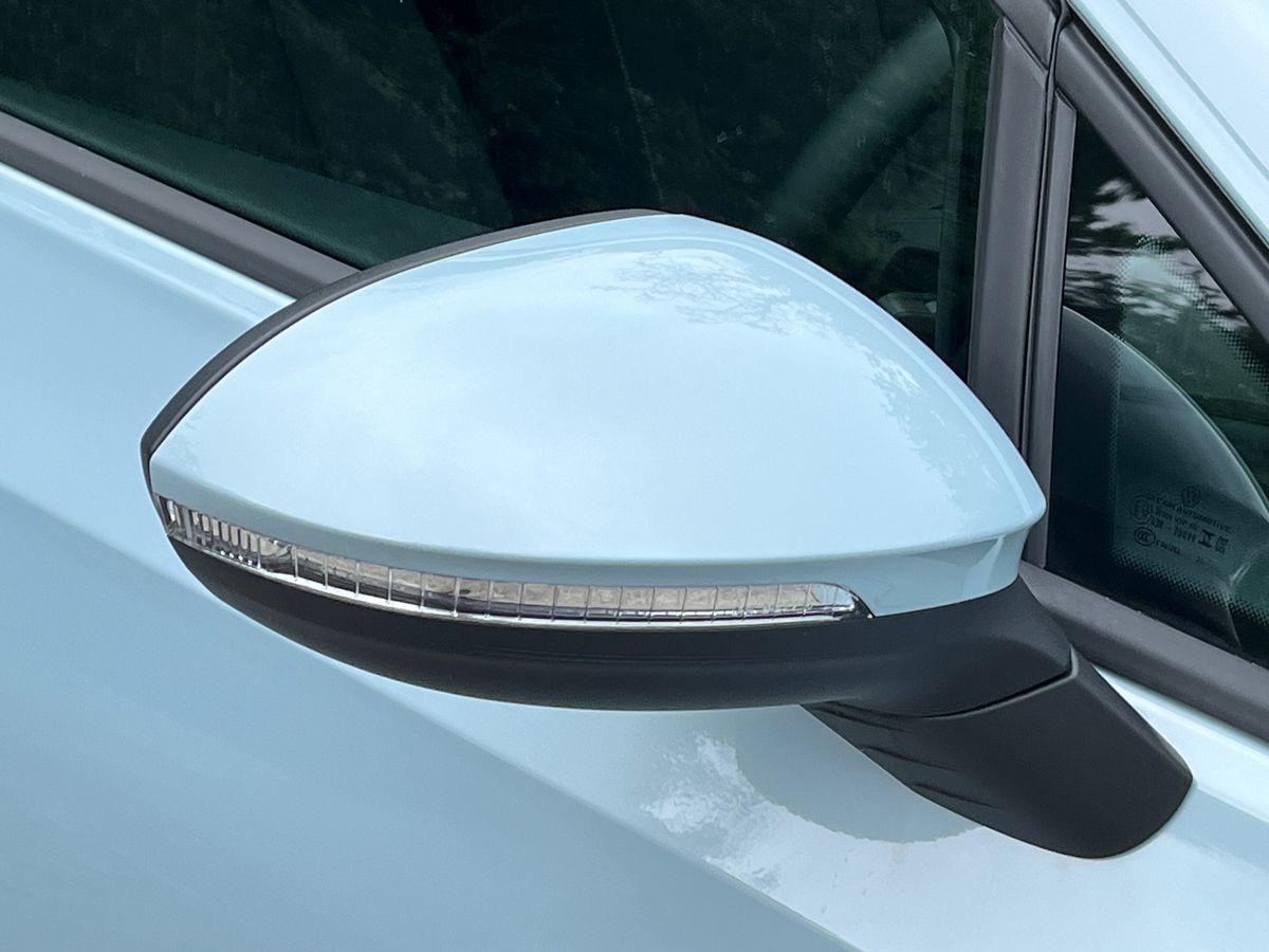 Volkswagen Golf Photo autoimg-a769ad751dba1d8f7760b878336412defed03e1a.jpg