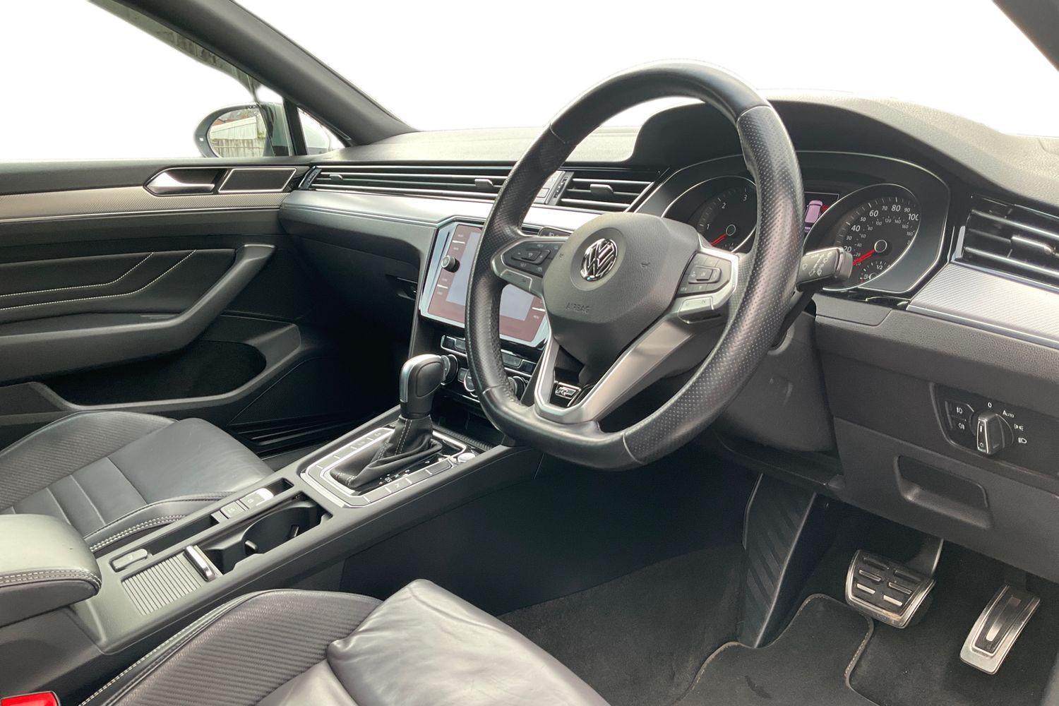 Volkswagen PASSAT Photo 8