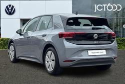 VOLKSWAGEN ID.3 Photo 3