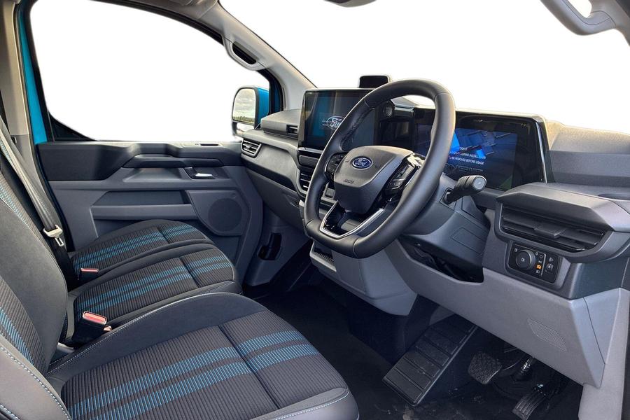 Ford Transit Custom Photo autoimg-a7708e82bdf6182cc0b2c631aab626d919ed803f.jpg