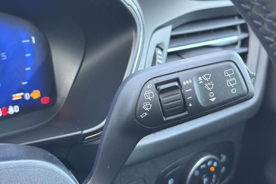 Ford FOCUS Photo autoimg-a774de06d548d8281296cbba12190212848e4173.jpg