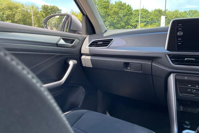 VOLKSWAGEN T-Roc Photo 43
