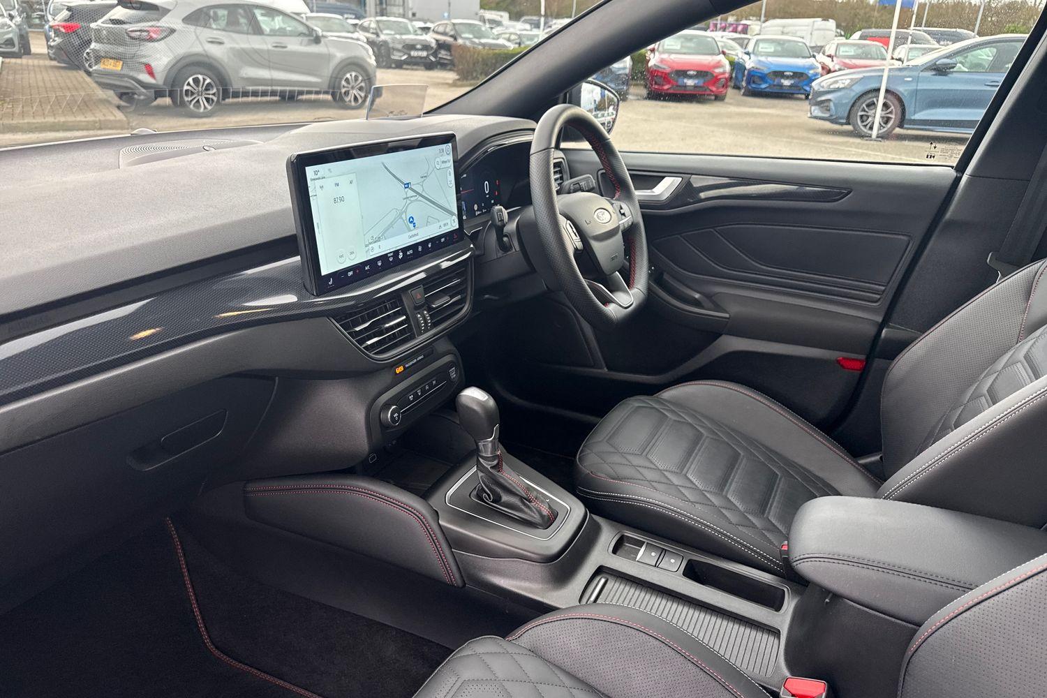 Ford FOCUS Photo 17