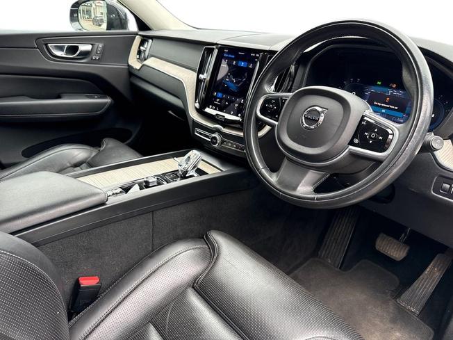 VOLVO XC60 Photo 6