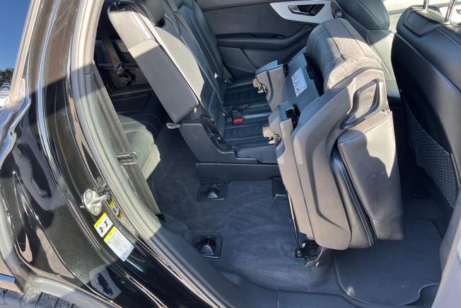 AUDI Q7 Photo 58