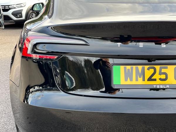 TESLA Model 3 Photo autoimg-a781d2f830182789ffede3b02fe2f29f8fc6a5da.jpg