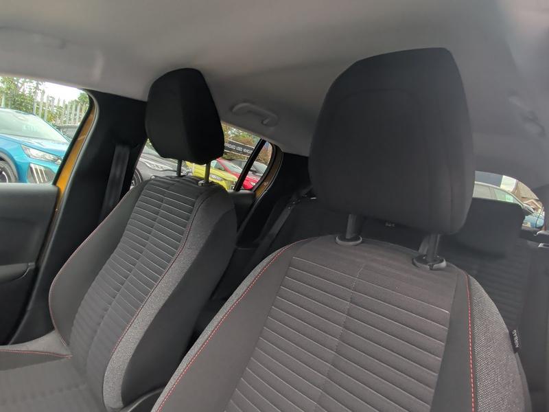 Used Peugeot 208 SB73DXZ 36