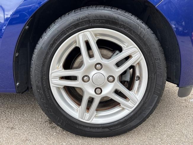 Ford Ka+ Photo 5
