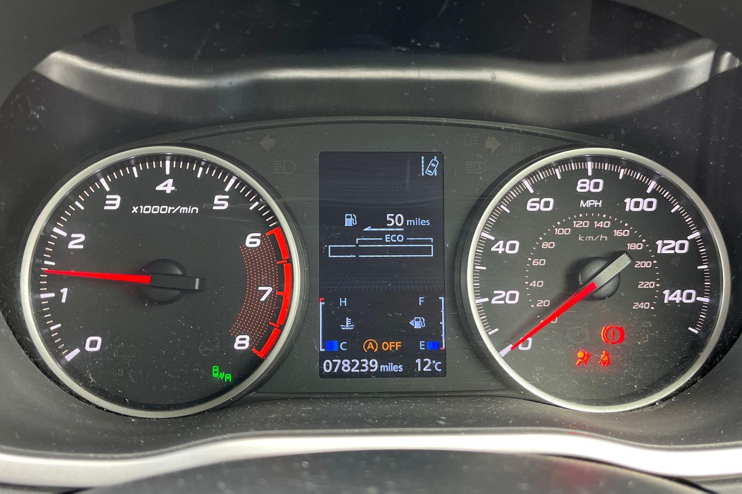 Mitsubishi ECLIPSE CROSS Photo 12