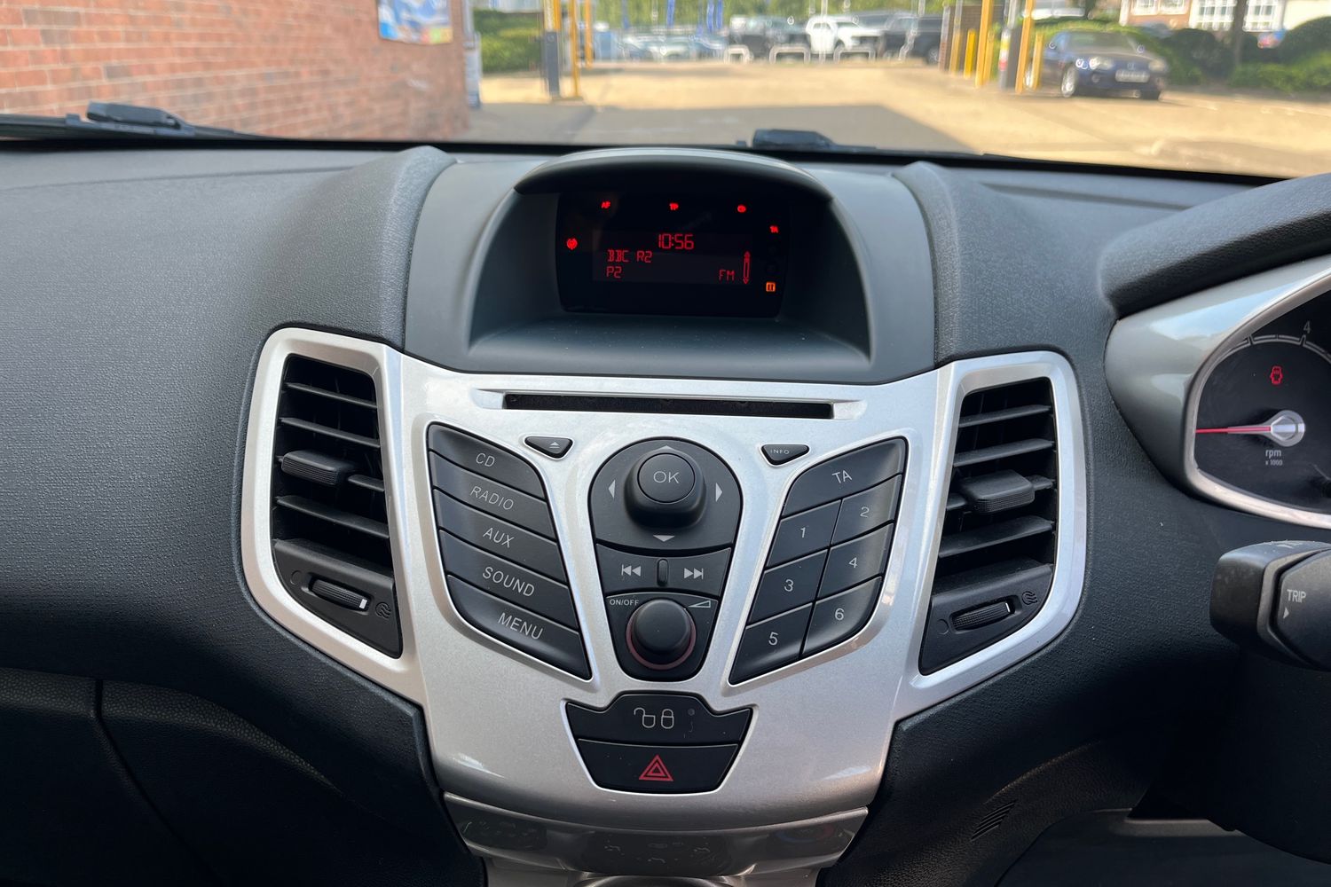 Ford Fiesta Photo 30