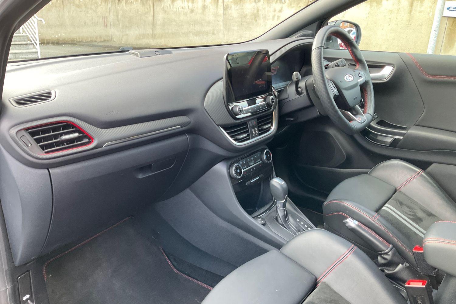 Ford PUMA Photo 17