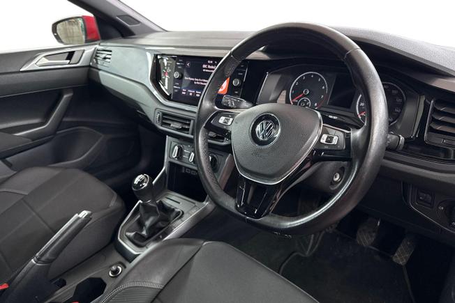 VOLKSWAGEN Polo Photo 6