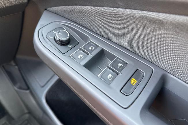 Volkswagen Golf Photo 27