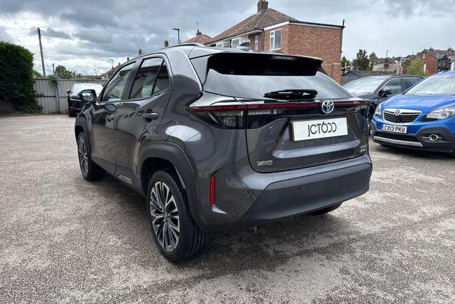 TOYOTA Yaris Cross Photo 23