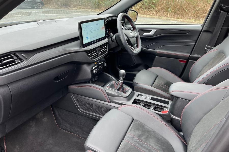 Ford KUGA Photo autoimg-a79356ab51e47c6eb3408f4a797ba72907b9f25d.jpg