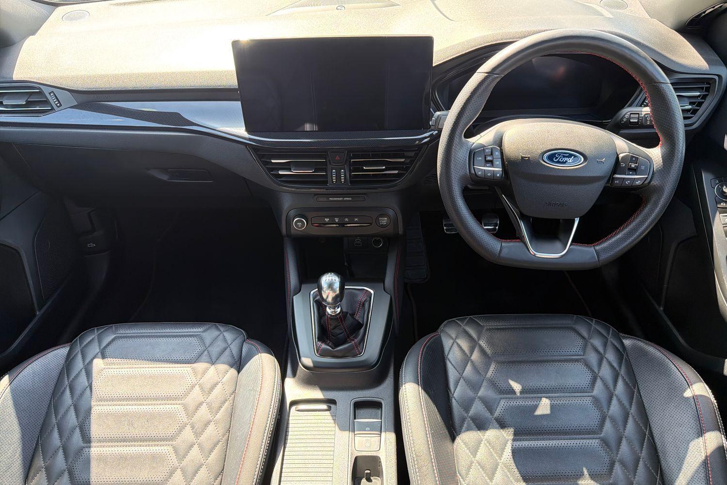 Ford FOCUS Photo 9