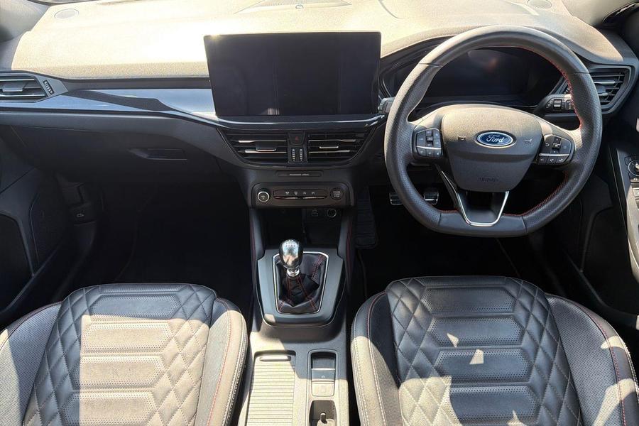 Ford FOCUS Photo autoimg-a7965f4d2a0787b29f5dd42fbdef6a06360eebf2.jpg
