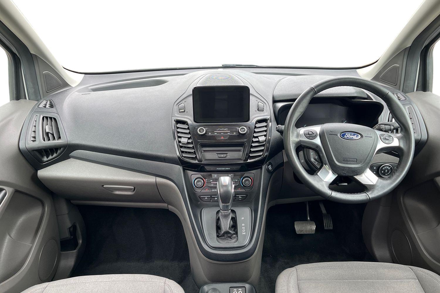 Ford GRAND TOURNEO CONNECT Photo 9