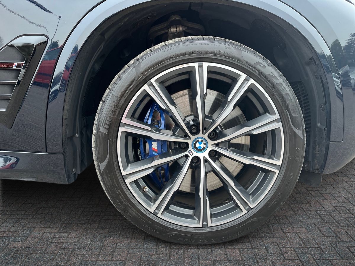 BMW X5 Photo 8
