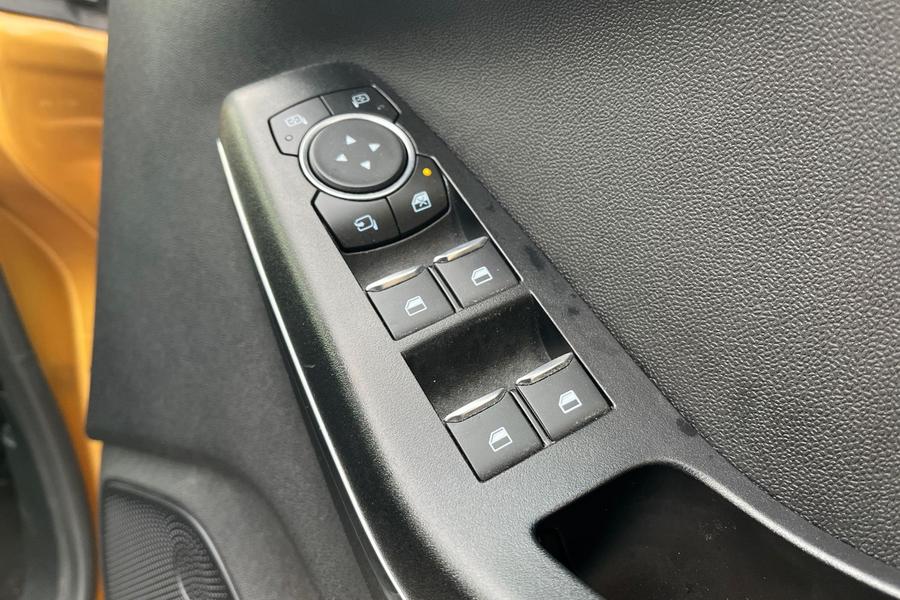 Ford FIESTA Photo autoimg-a79ba79334a90c9b79a5b972e99c64b1e72399b1.jpg