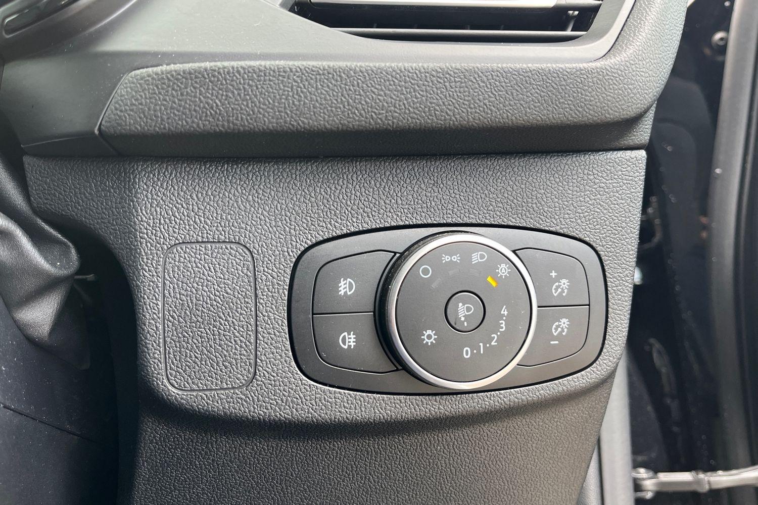 Ford FOCUS Photo 25