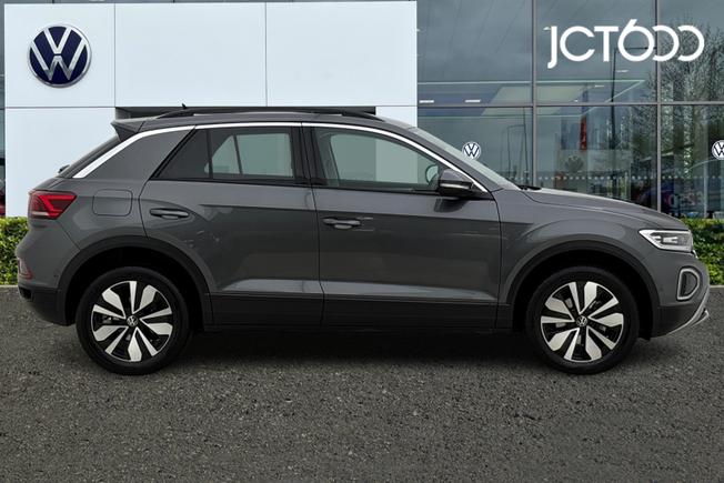 VOLKSWAGEN T-Roc Photo 4
