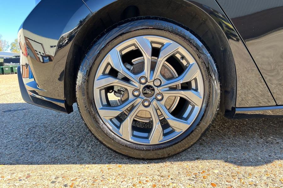 Ford Focus Photo autoimg-a79e5a1878f4351918262da4d0e1ca60ae220660.jpg