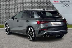 AUDI S3 Photo 3
