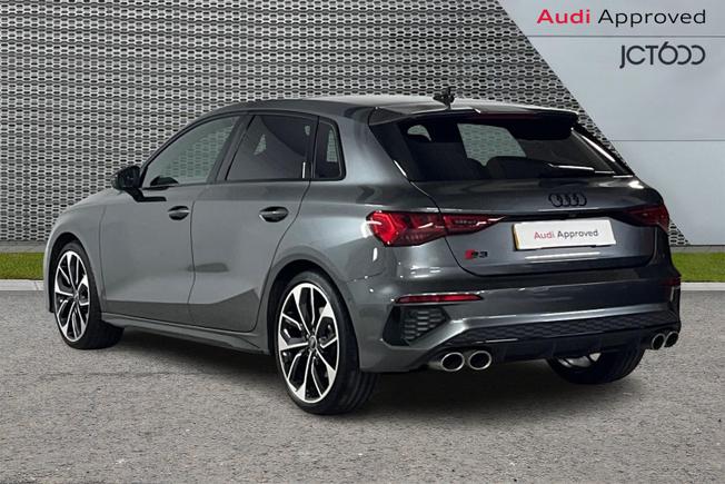 AUDI S3 Photo 3