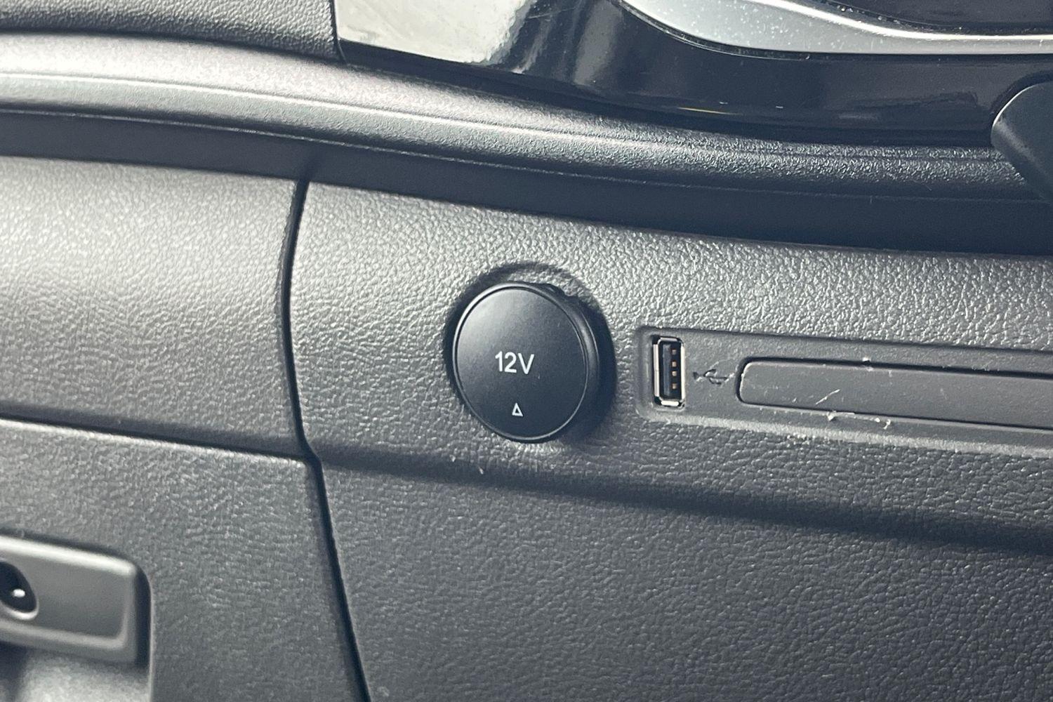 Ford TRANSIT Photo 27