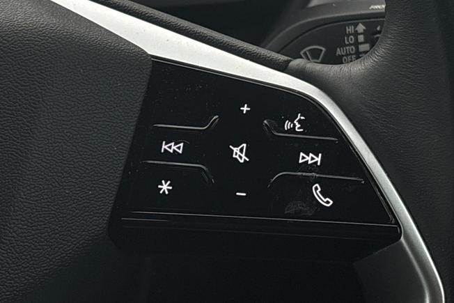 AUDI Q4 E-Tron Photo 18