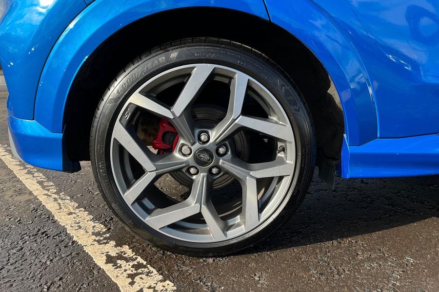 Ford Puma Photo autoimg-a7a7db0cab62d547acefdc1ea4aee4f52a744334.jpg