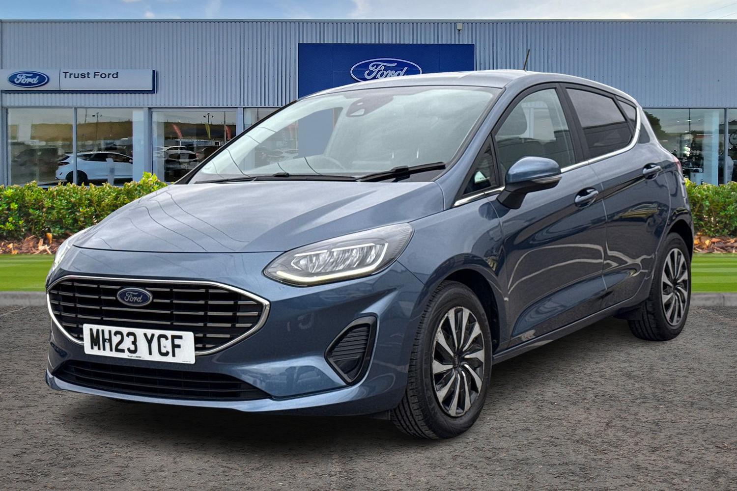 Ford FIESTA Photo 4
