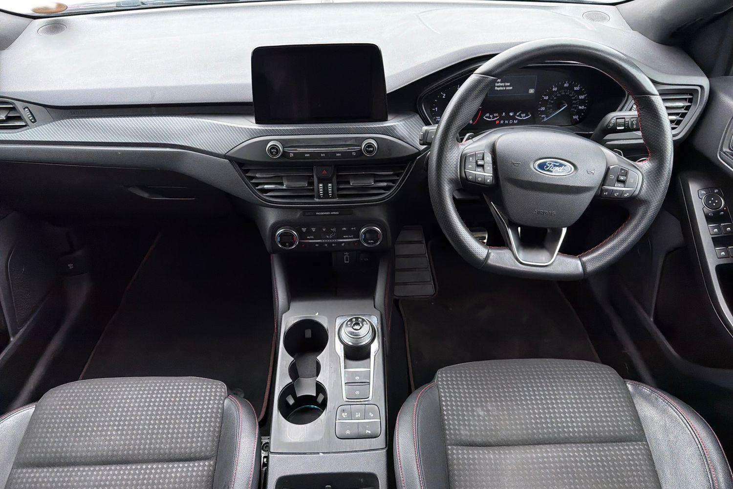 Ford FOCUS Photo 9