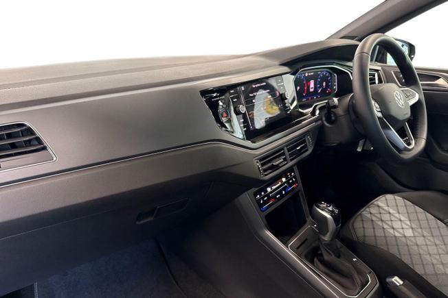 VOLKSWAGEN POLO Photo 2
