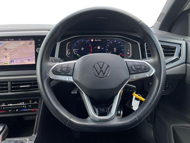 VOLKSWAGEN Polo Photo 11