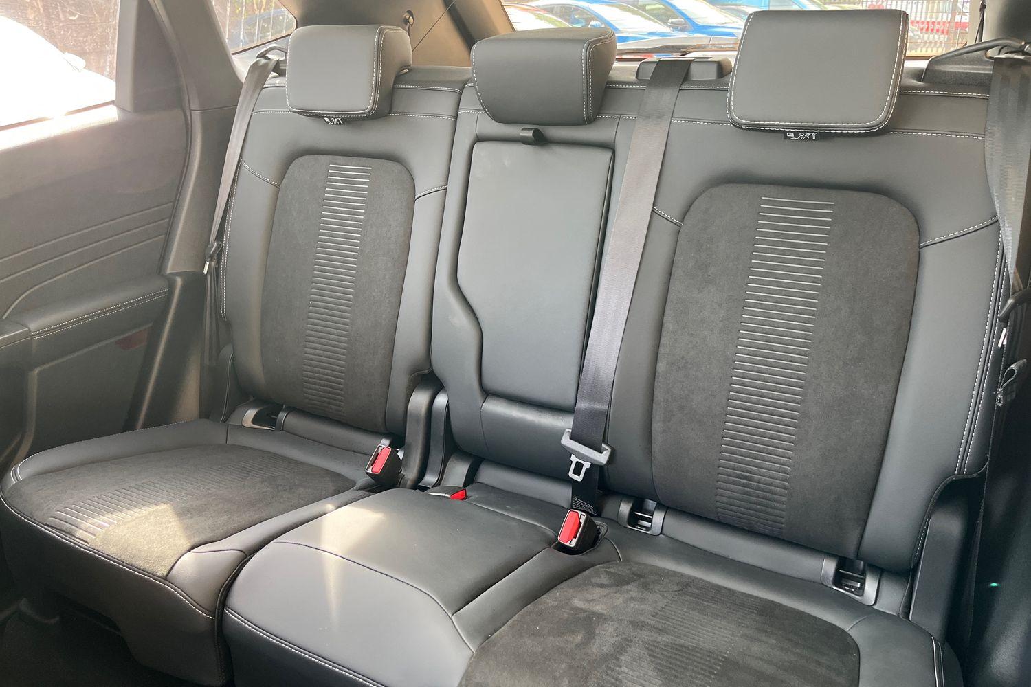 Ford KUGA Photo 19