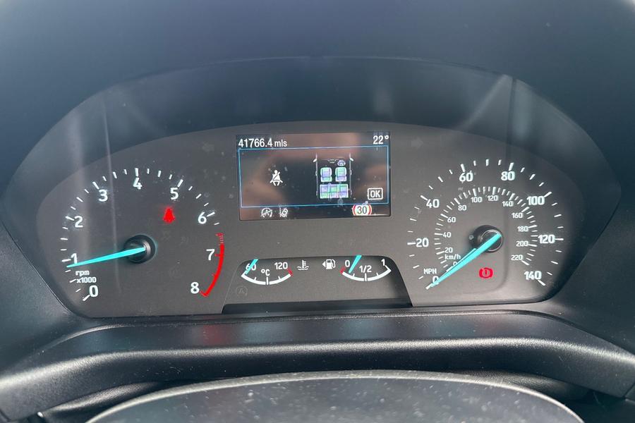 Ford FIESTA Photo autoimg-a7b1a84c0fdbabf9cbd5ce58d0f2b182851d307c.jpg